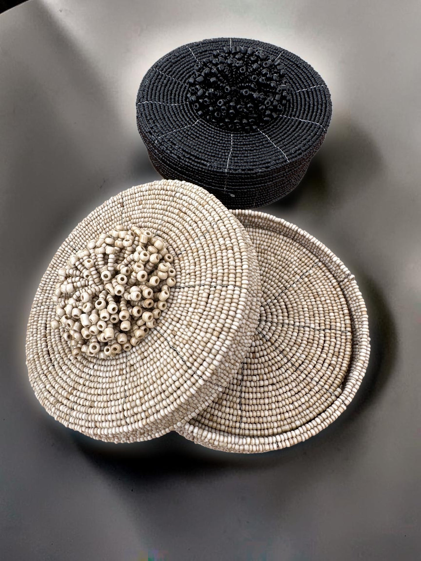 Kralen coasters met opbergdoos - Beige 10 stuks