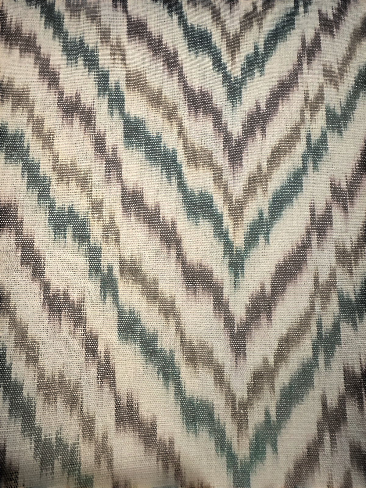 Ikat Woontextiel – Sumba, Indonesië – 240 × 120 cm, Gebroken wit, meerkleurig